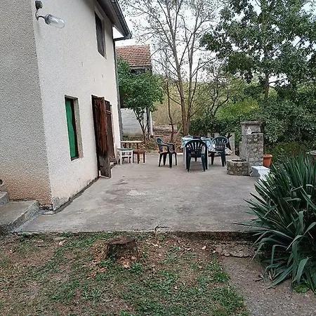 Vikendica Ovcar Banja Čačak