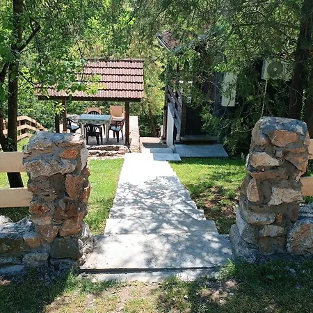 Vikendica Ovcar Banja Holiday home Cacak